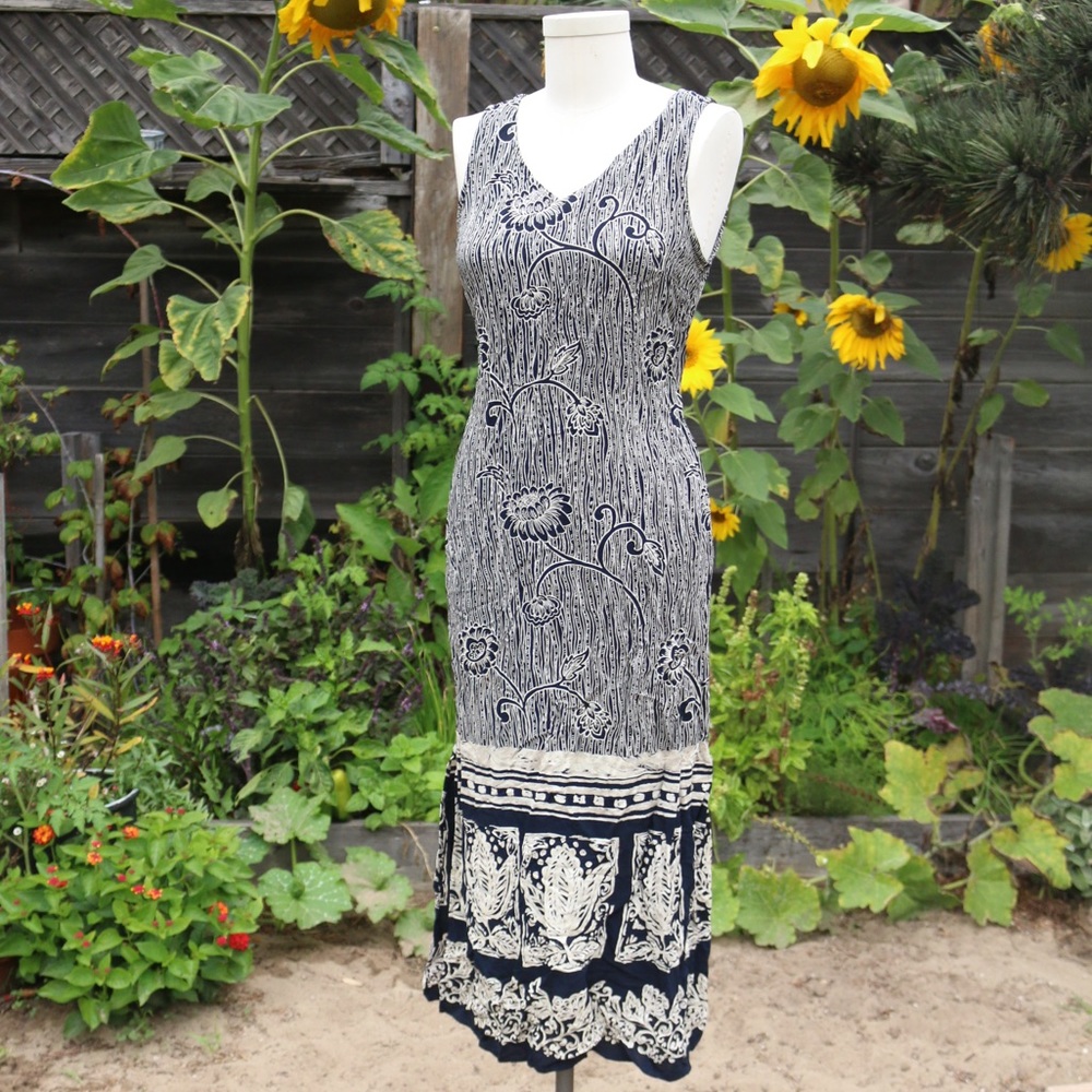 Nina Piccolino Maxi Dress Navy Cream 90s Dress 🥀